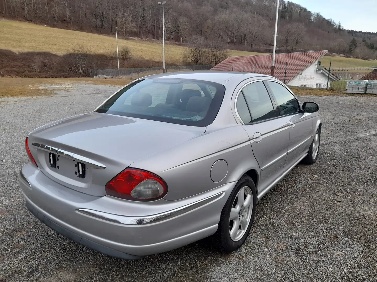 Jaguar X-Type 2.0 V6 OHNE TÜV Silber - 2