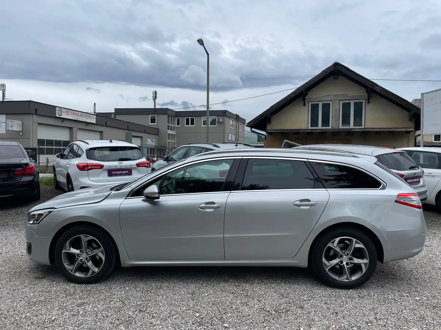 Peugeot 508 2.0 BlueHDI,* Navi, Head-Up Display, R-Kamera,...* Grau - 2