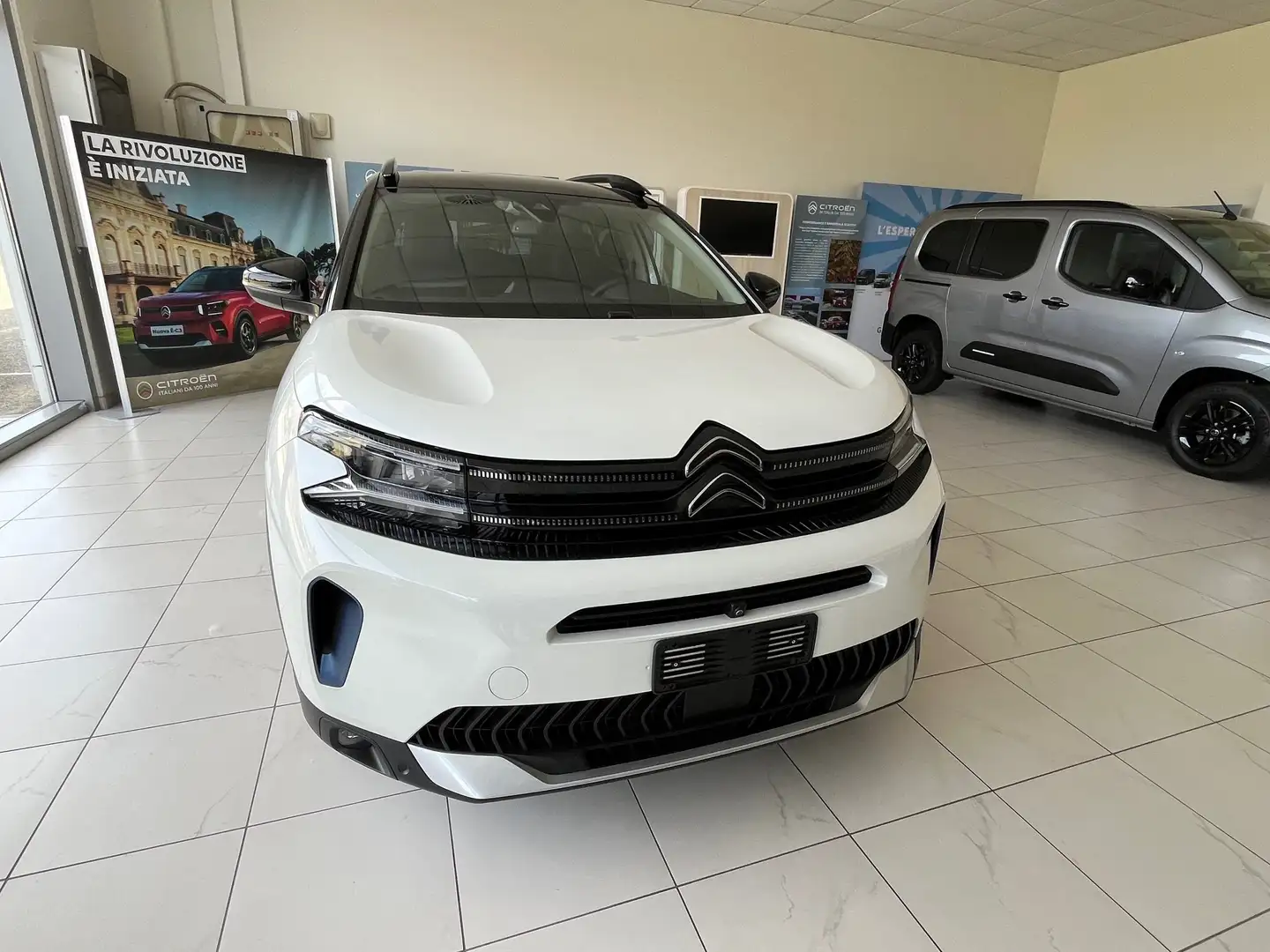 Citroen C5 Aircross PHEV 1.6 Plug-In Hybrid 225cv EAT8 SHINE PACK Weiß - 2
