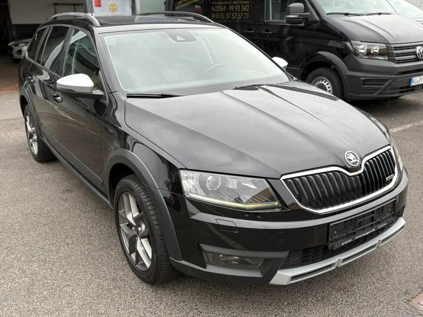 Skoda Octavia Scout 4x4 Чорний - 1