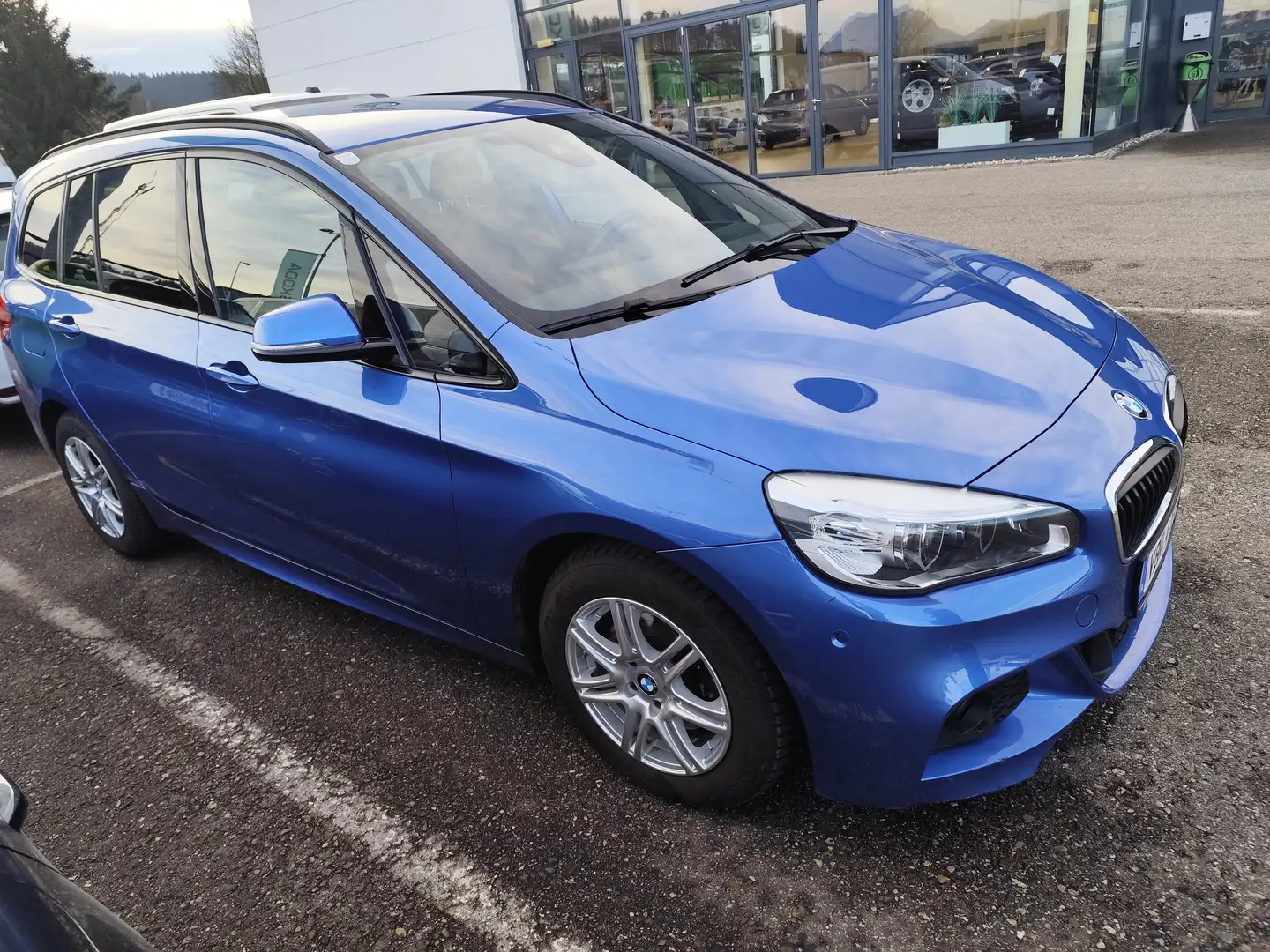BMW 218 218d Gran Tourer M Sport Blau - 2