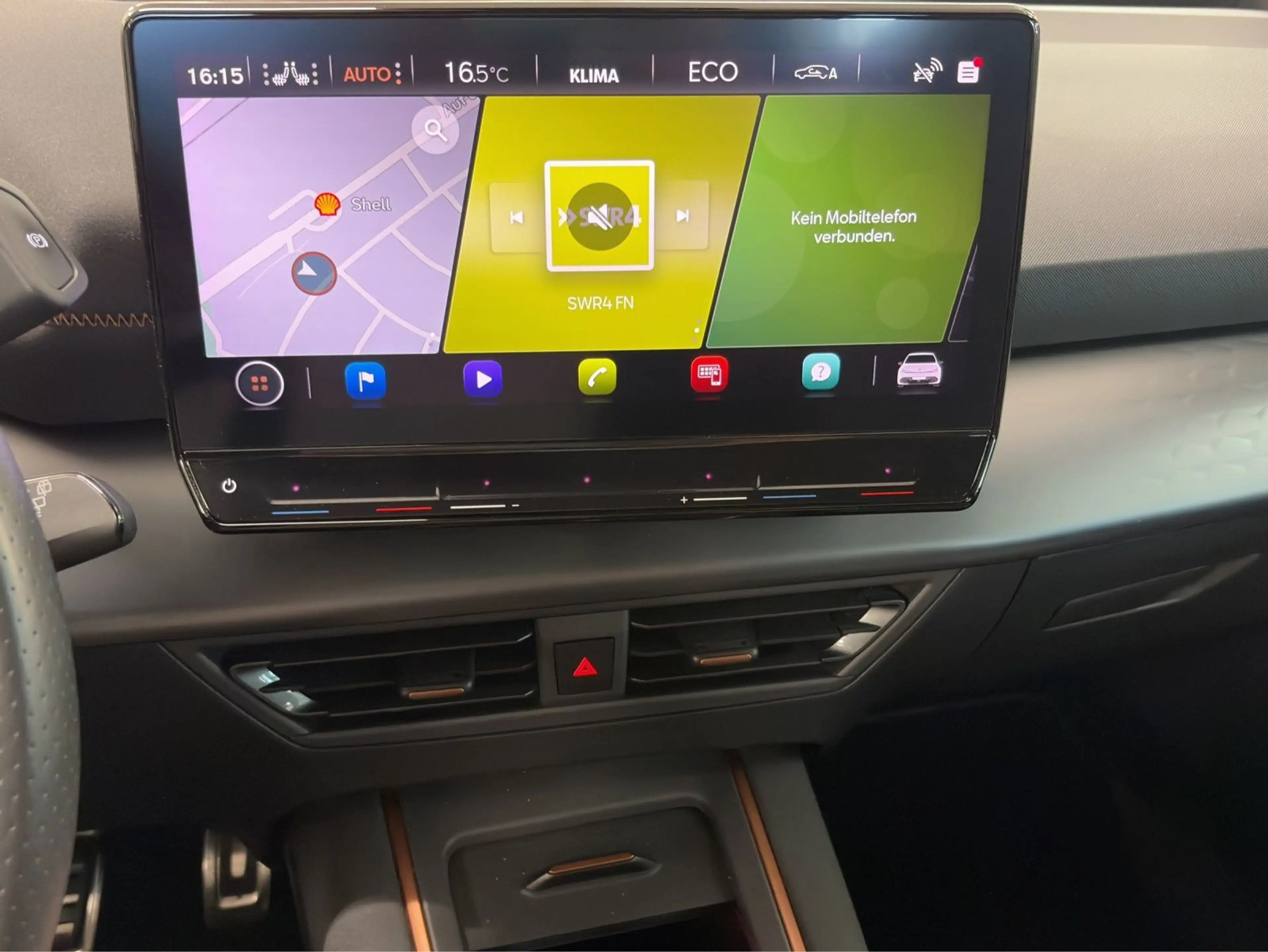 CUPRA Born 150 kW WP 19" HUD Pilot M Tech L SHZ — photo 10