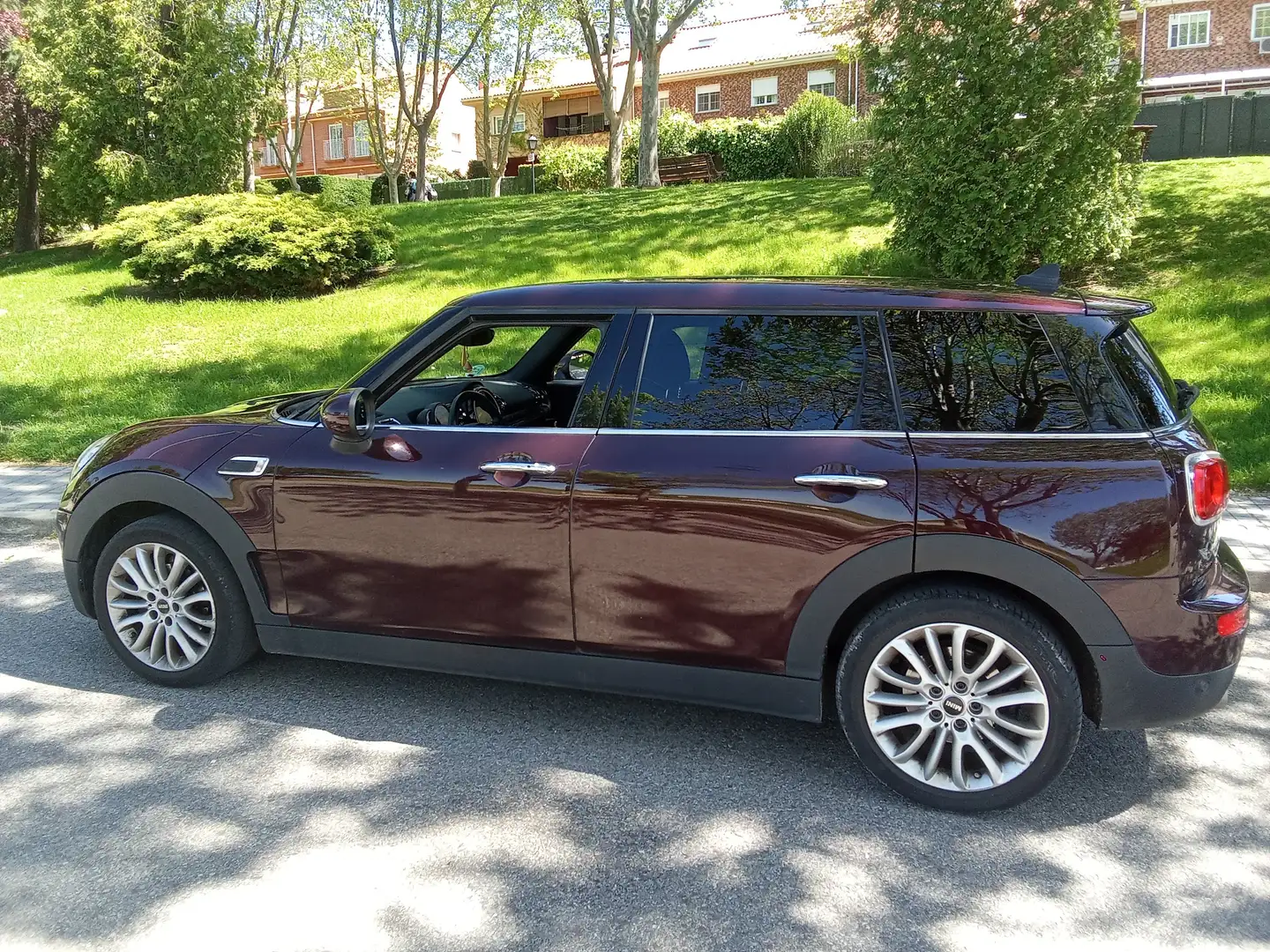 MINI One D Clubman Mini Clubman One D One Burdeos - 1