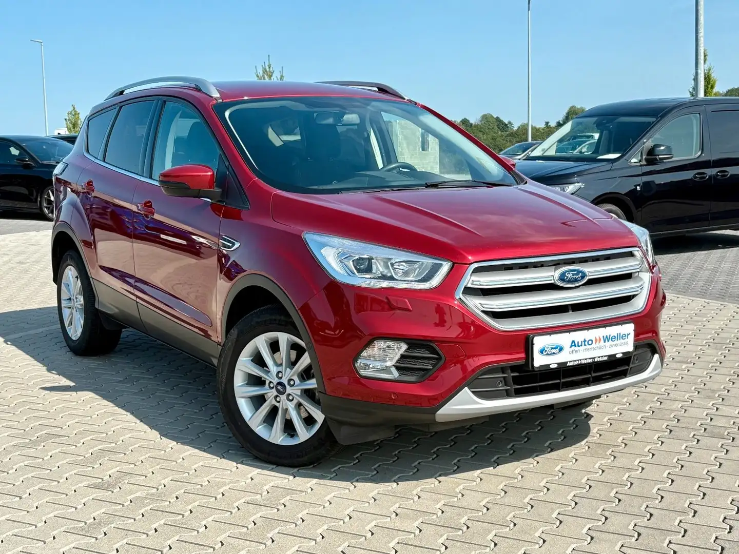Ford Kuga Cool & Connect 1.5 EcoBoost Winter-Paket Rood - 2