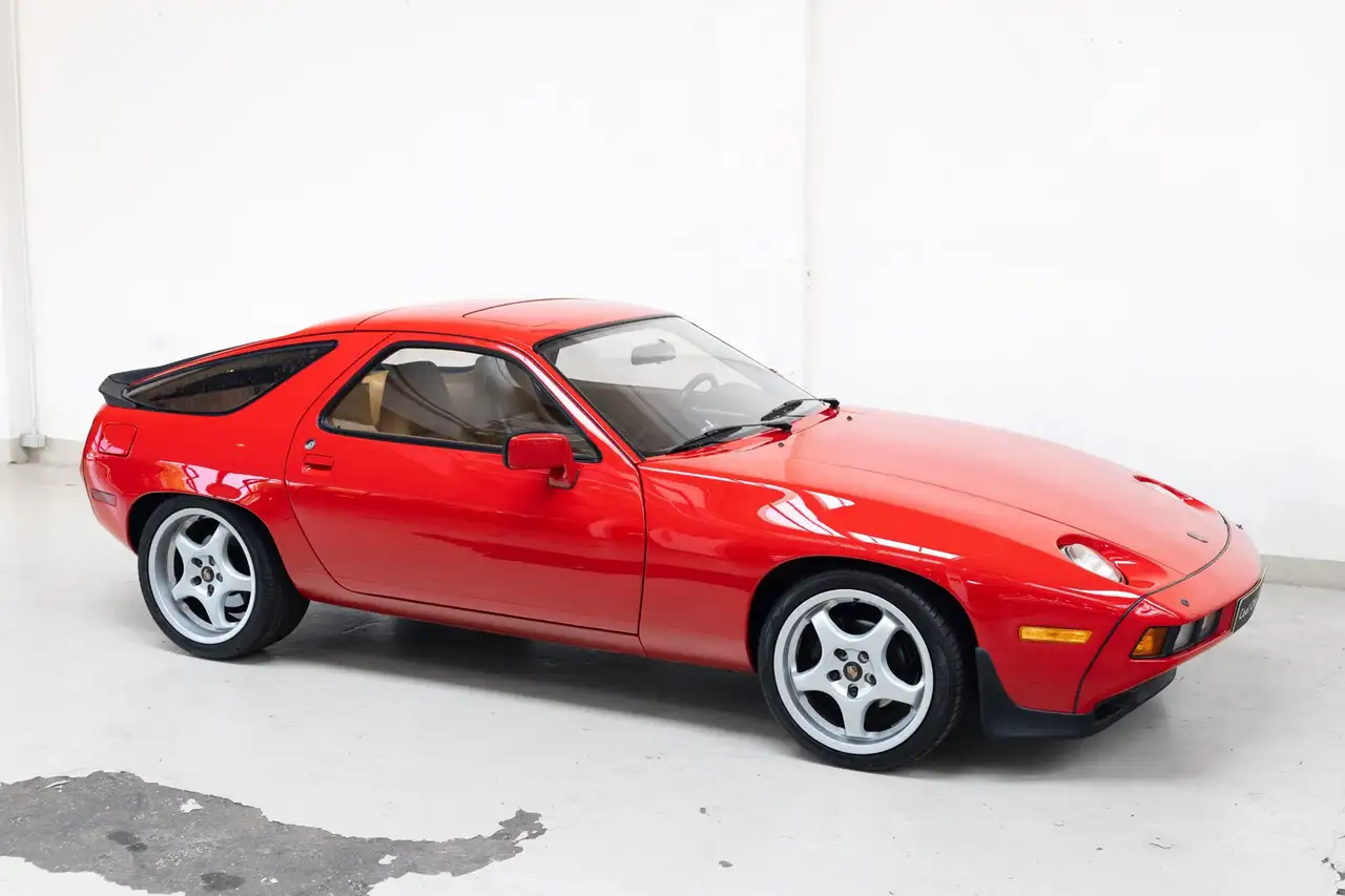 Porsche 928 4.5 Coupé - Sunroof - Classic Colour Combo - Folge, foto 4