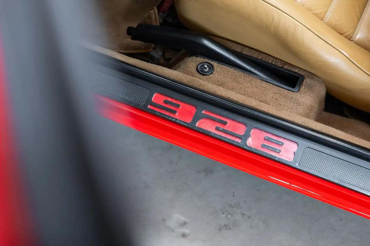 Porsche 928 4.5 Coupé - Sunroof - Classic Colour Combo - Folge, foto 11