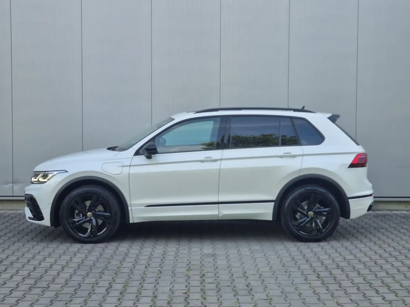 Volkswagen Tiguan 1.4 eHybrid OPF DSG R-Line Pano Leder 19 Weiß - 2