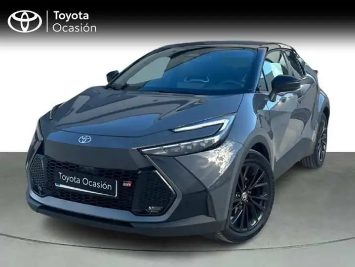 Toyota C-HR 140H GR SPORT + Skyview Hybrid 2026