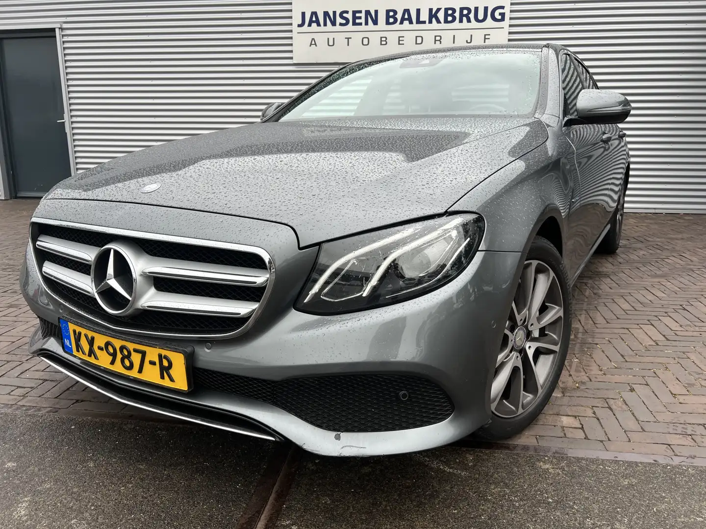 Mercedes-Benz E 350 e Lease Edition Grijs - 2