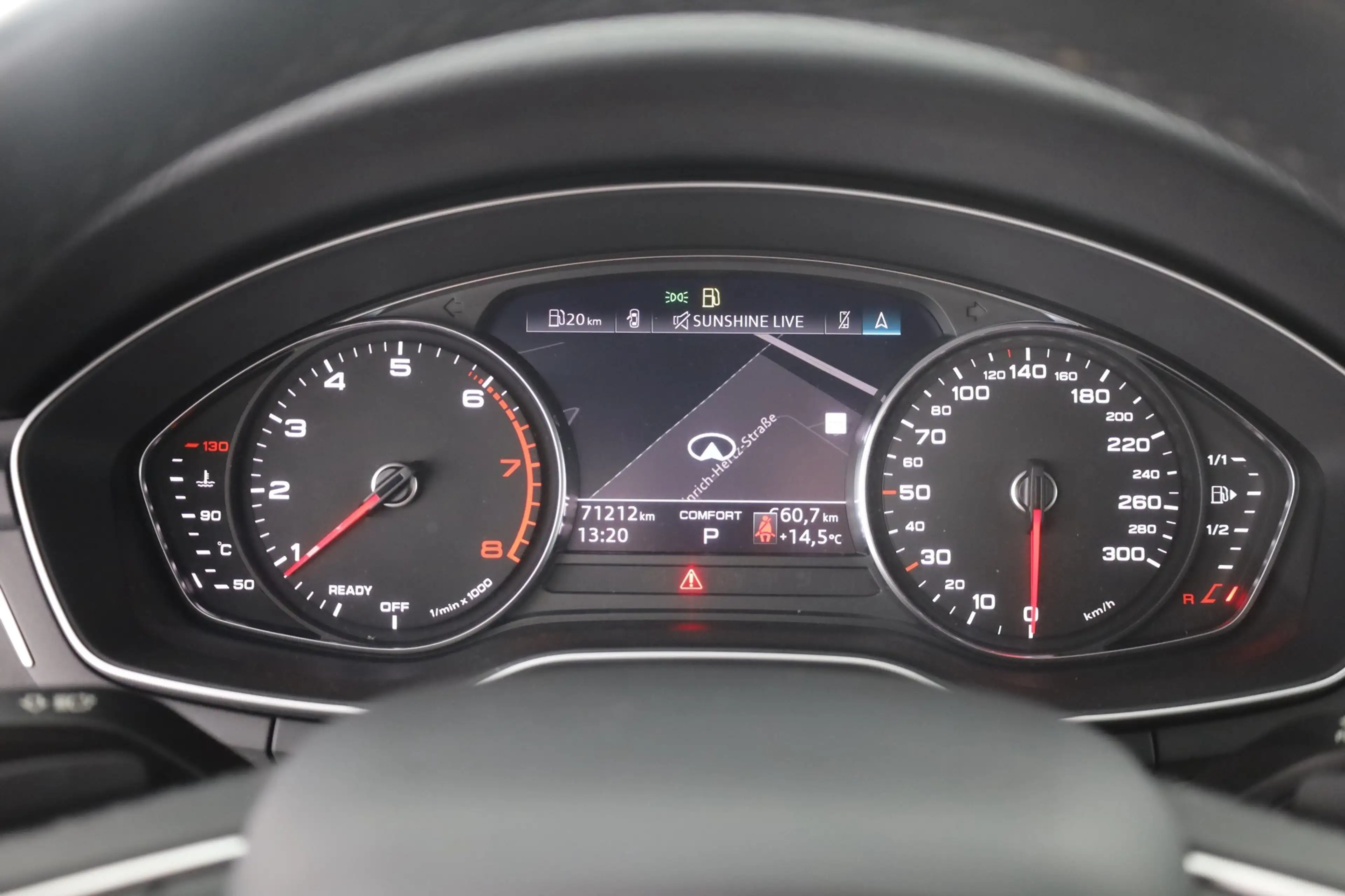 Audi A4 Avant 40 TFSI quattro advanced Navi Kamera — photo 13