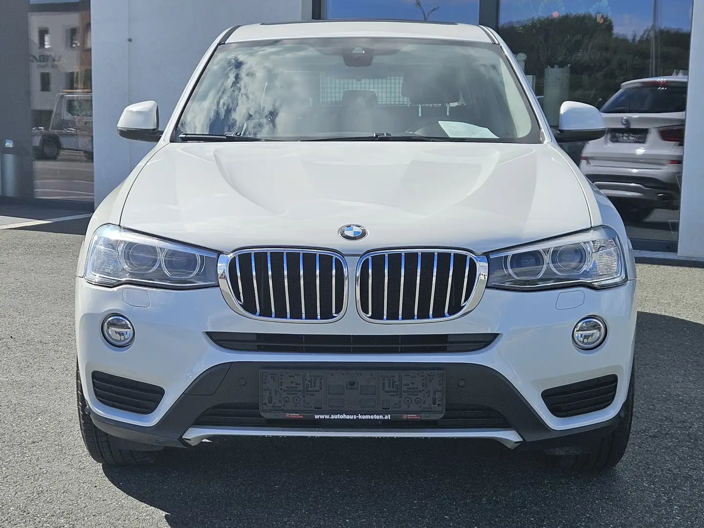 BMW X3 xDrive 20 d Weiß - 2