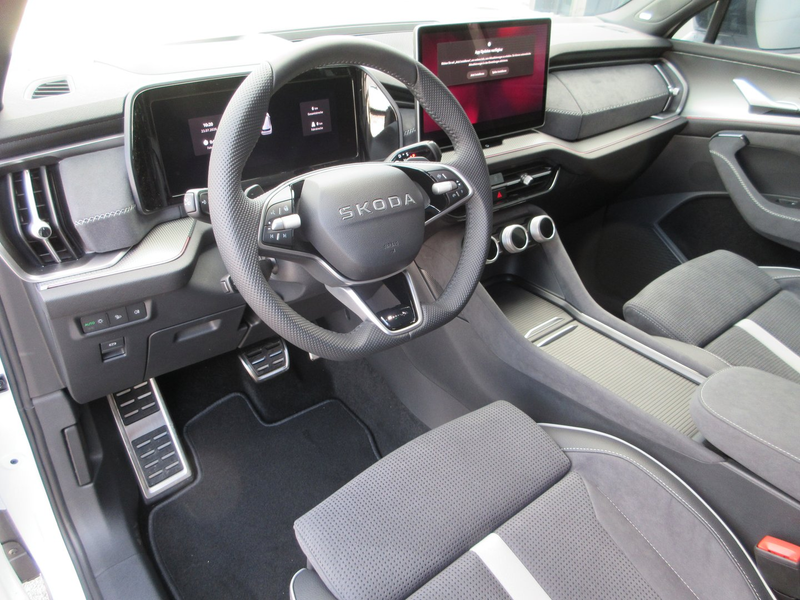 Skoda Kodiaq Sportline TDI DSG — photo 12