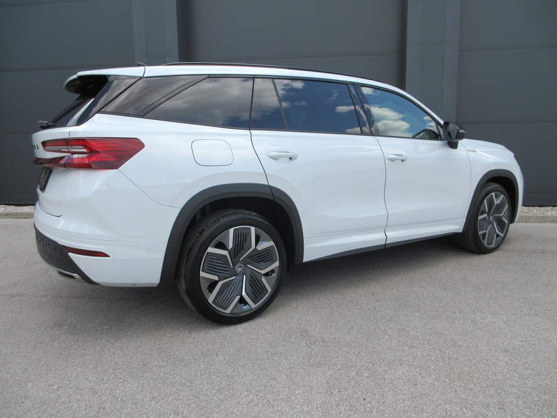 Skoda Kodiaq Sportline TDI DSG — photo 8