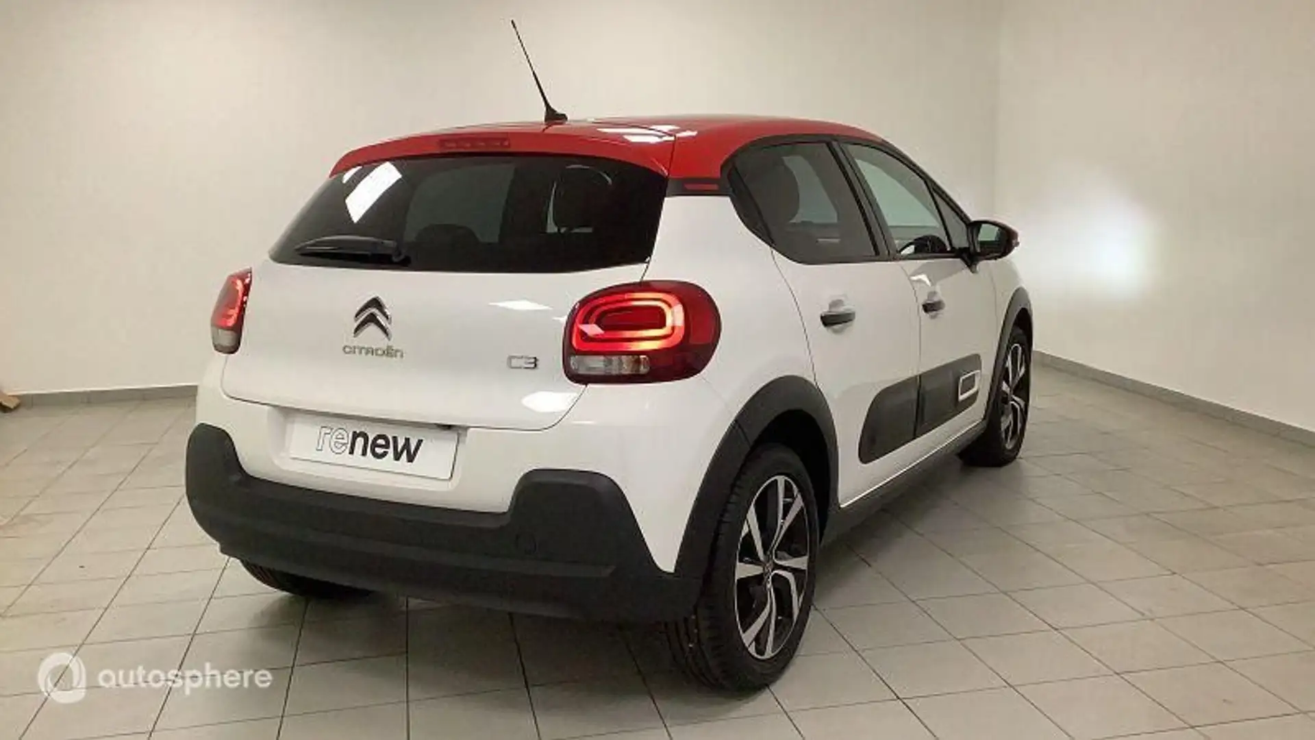 Citroen C3 1.2 PureTech 110ch S\u0026S Shine EAT6 - 2