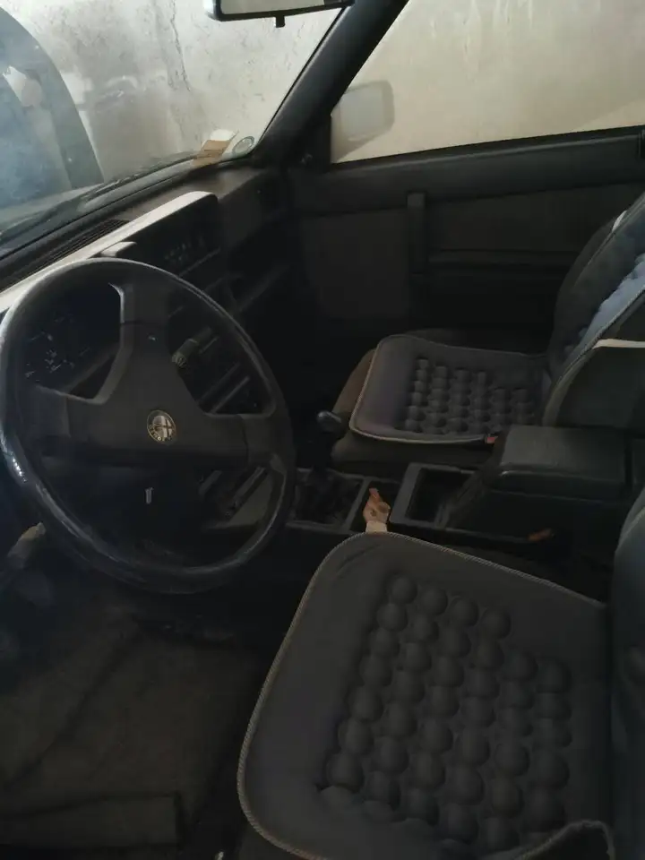 Alfa Romeo 75 1.8 ie, foto 7