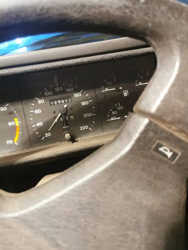 Alfa Romeo 75 1.8 ie, foto 4