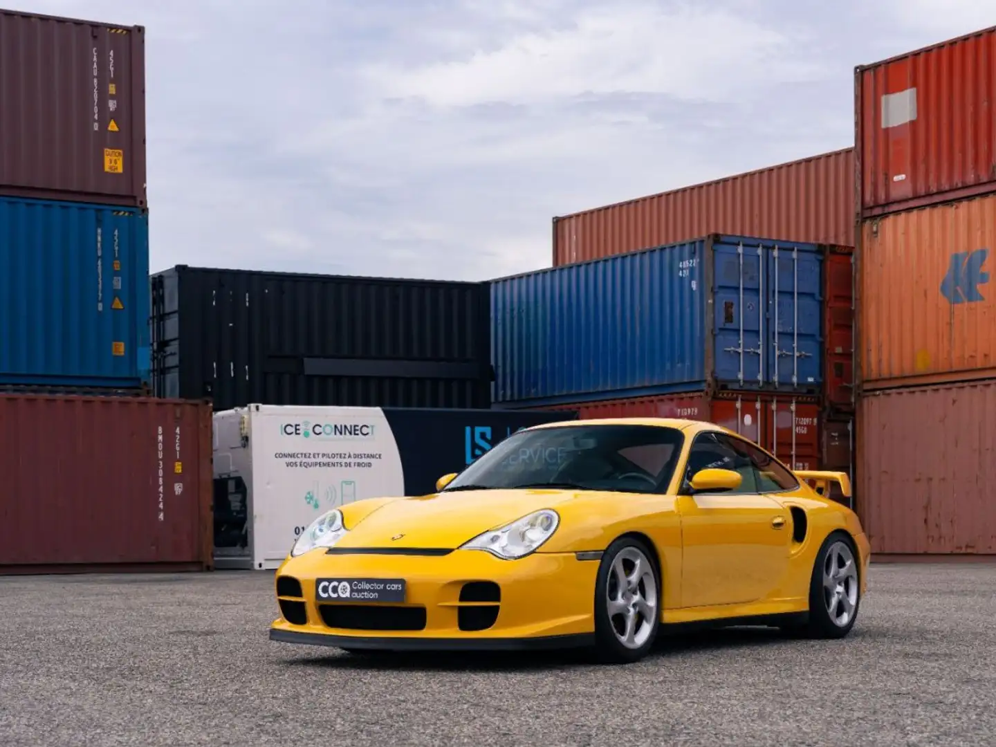 Porsche 911 type 996 GT2 Amarillo - 2