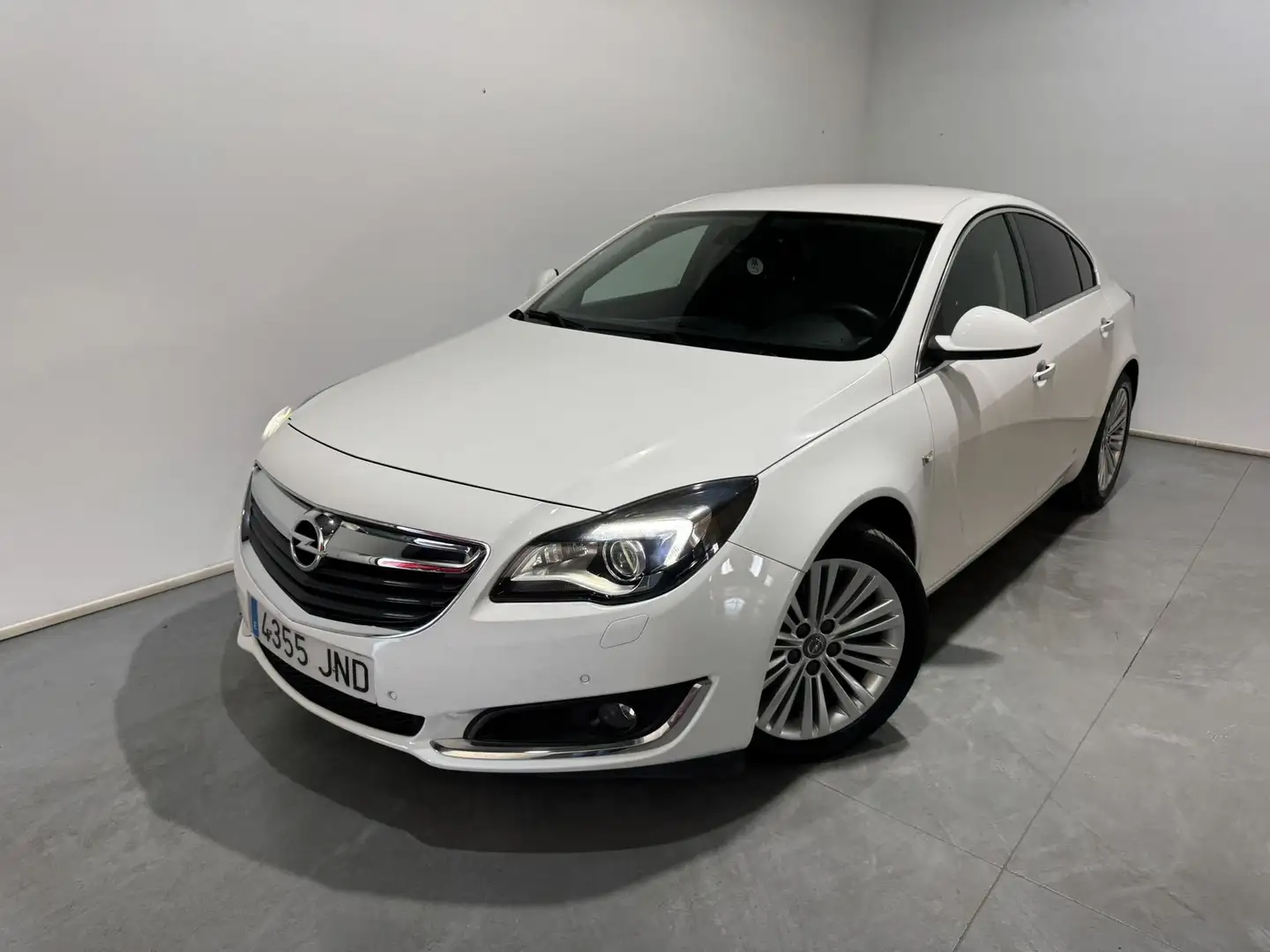 Opel Insignia 1.6CDTI ecoFlex S&S Selective 136 Wit - 1