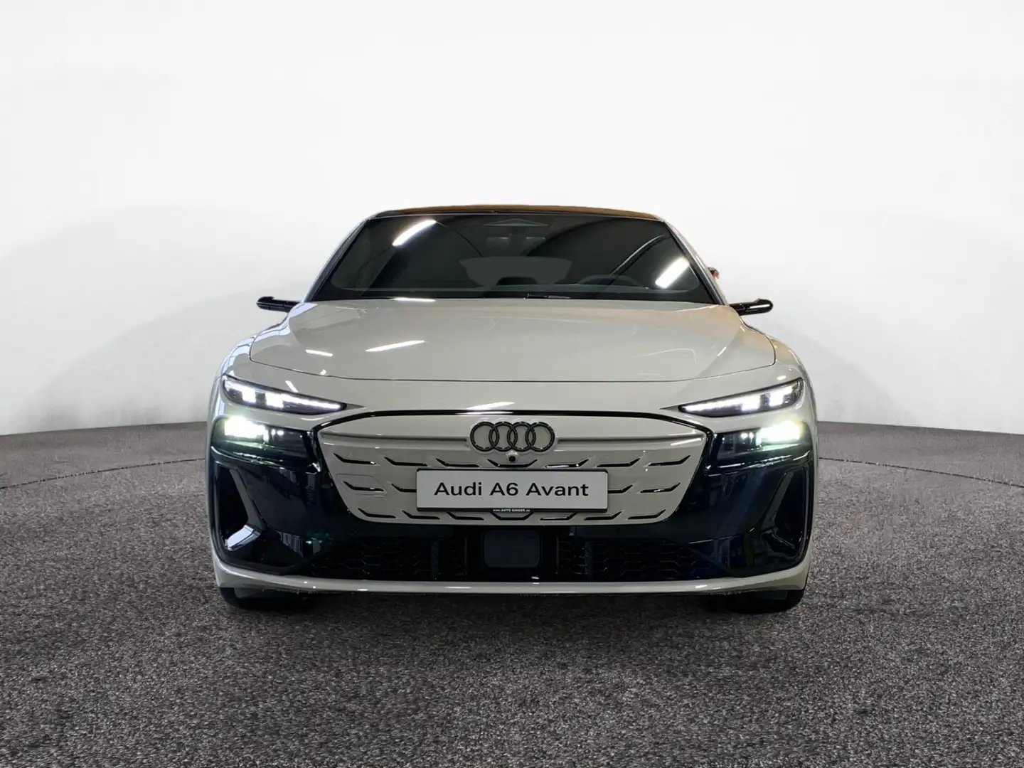Audi S6 e-tron Avant LUFT*LEDER*PANO*360*H-UP Beige - 2