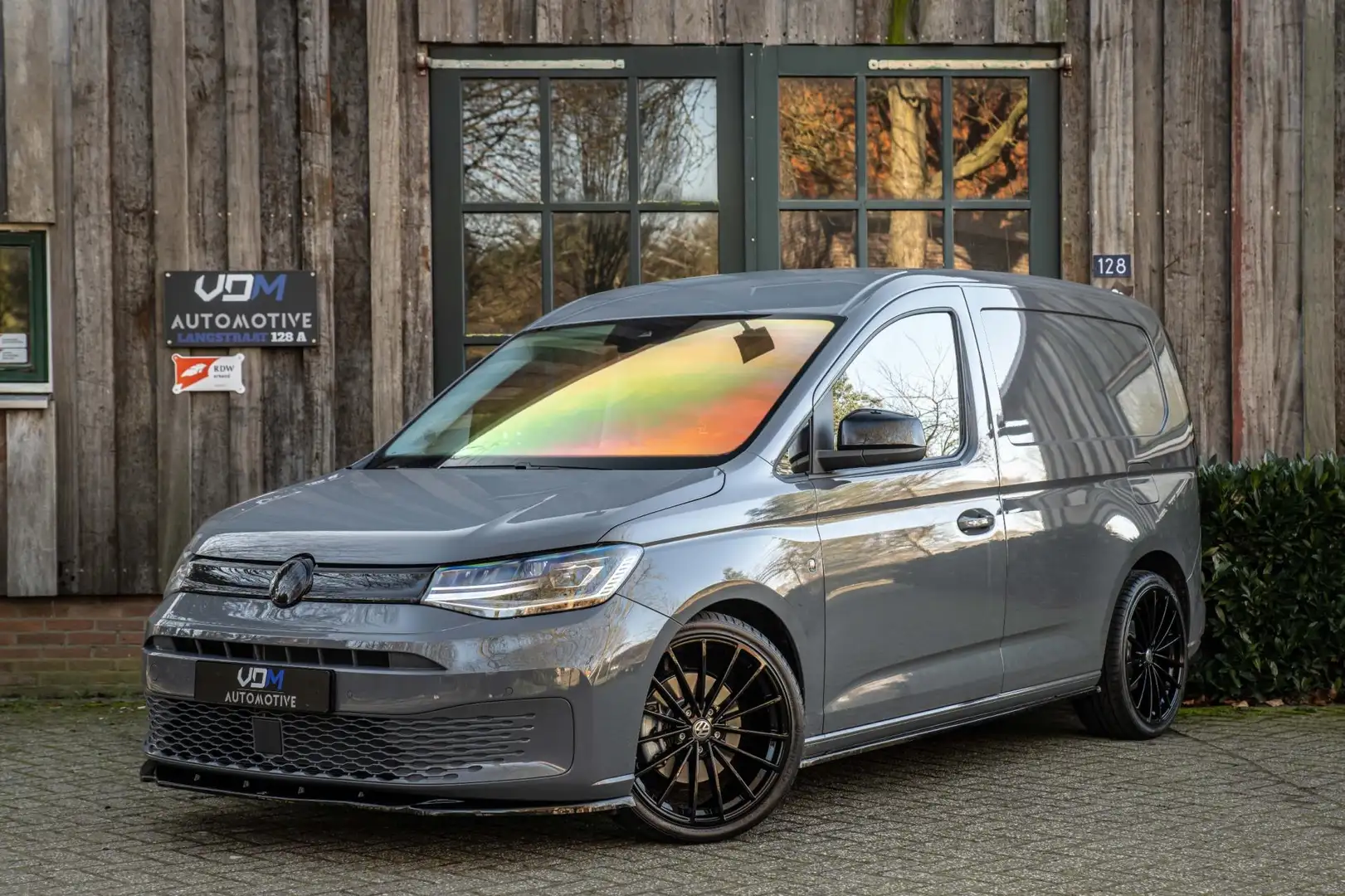 Volkswagen Caddy Cargo 2.0 TDI Exclusive Grau - 1