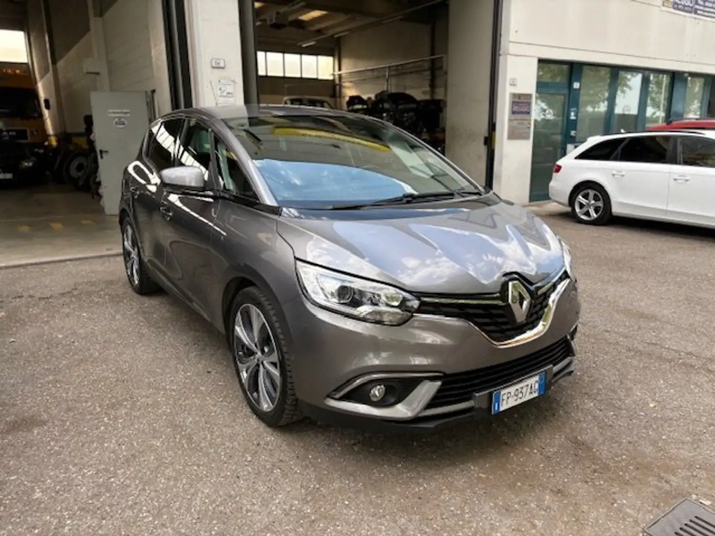 Renault Scenic Scenic IV 2017 1.5 dci energy Intens 110cv Grigio - 2