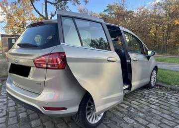 1.0 EcoBoost Titanium