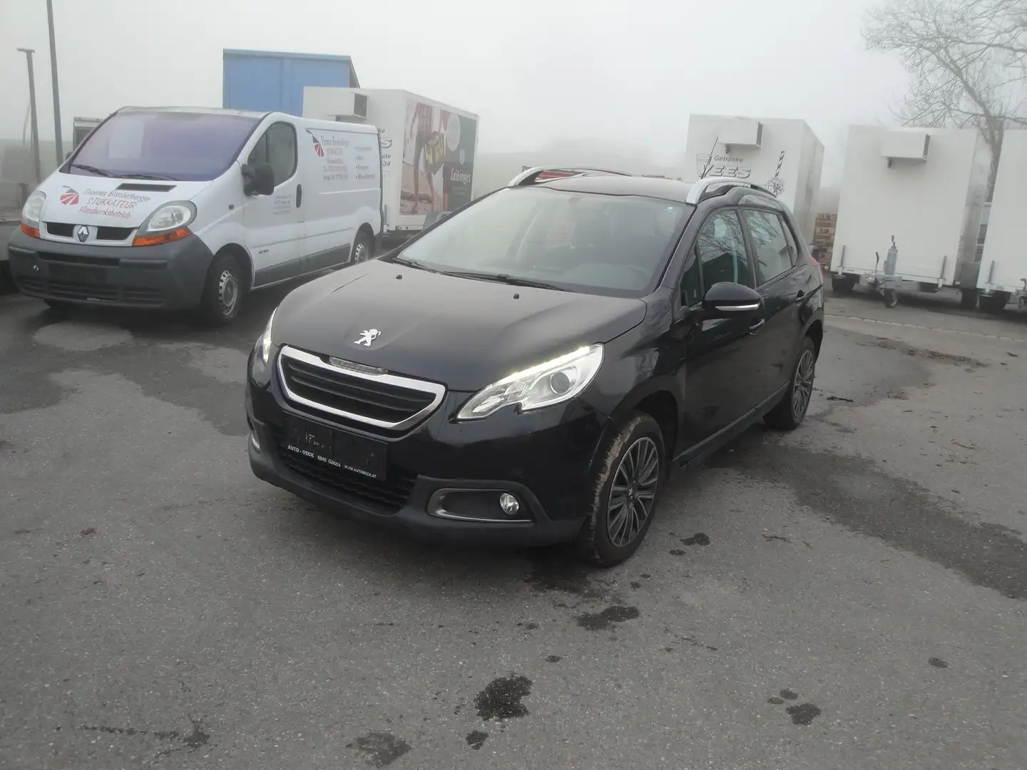 Peugeot 2008 Schwarz - 1