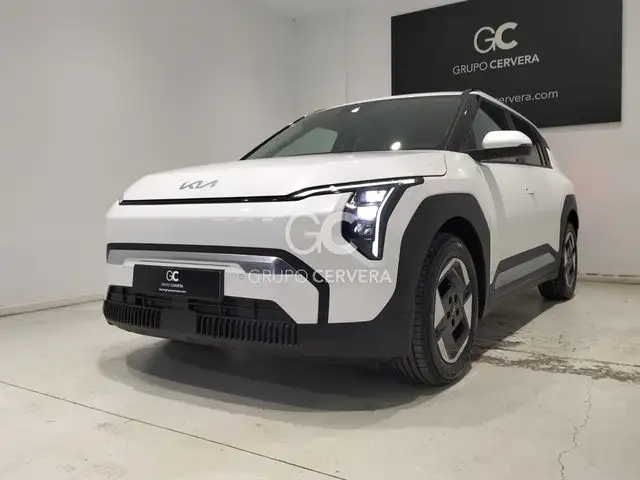 Kia EV3 Earth Standard Range