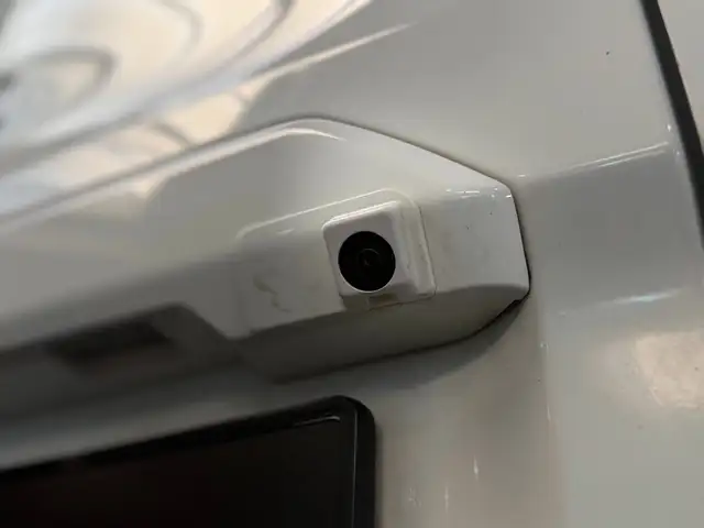 Ford Transit Custom view 13
