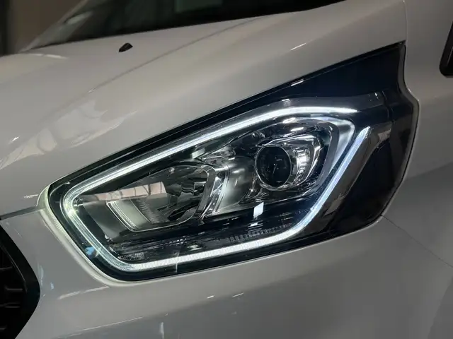 Ford Transit Custom view 6