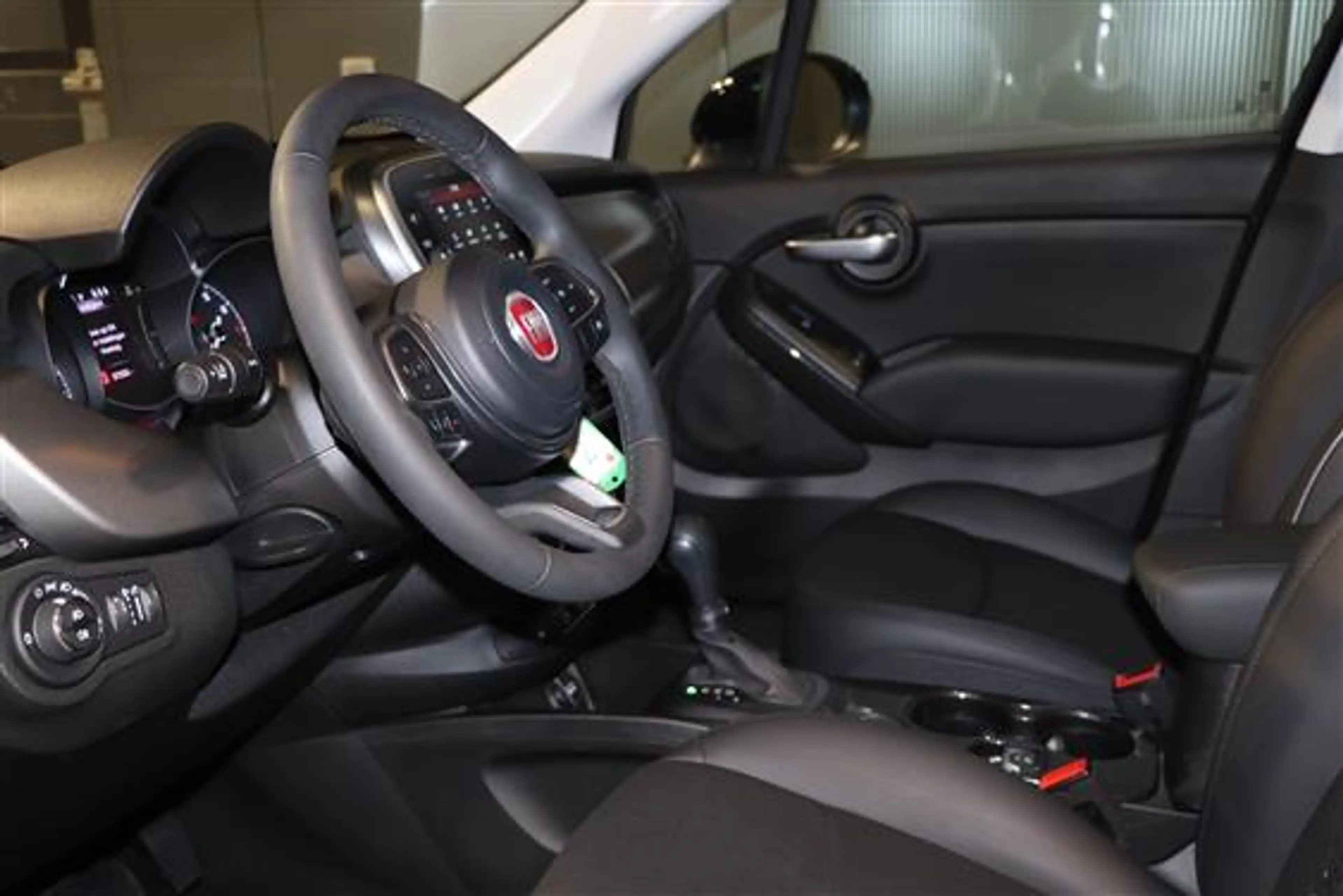 Fiat 500X 1.3 firefly t4 connect dct — photo 8