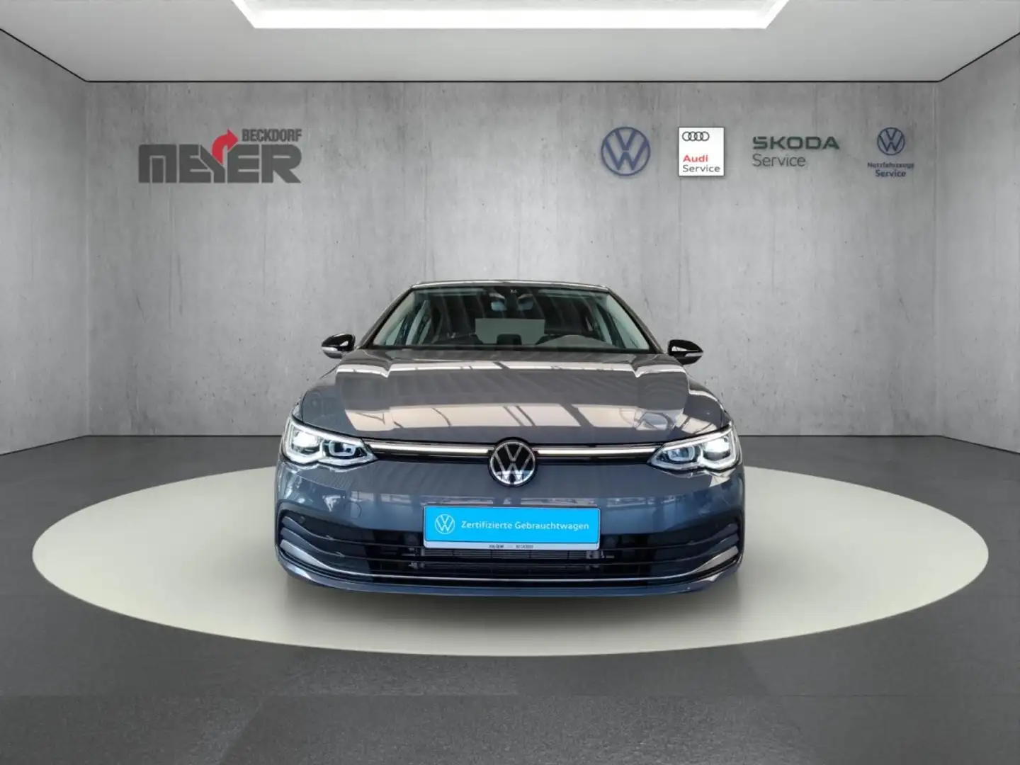 Volkswagen Golf MOVE 1.5 eTSI DSG Klima Navi Einparkhilfe Gris - 2