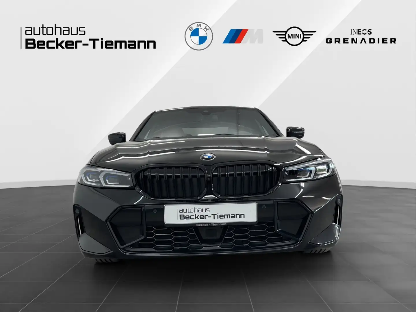 BMW 330 i xDrive A Lim, M-Sportpaket,Schiebedach,etc. crna - 2