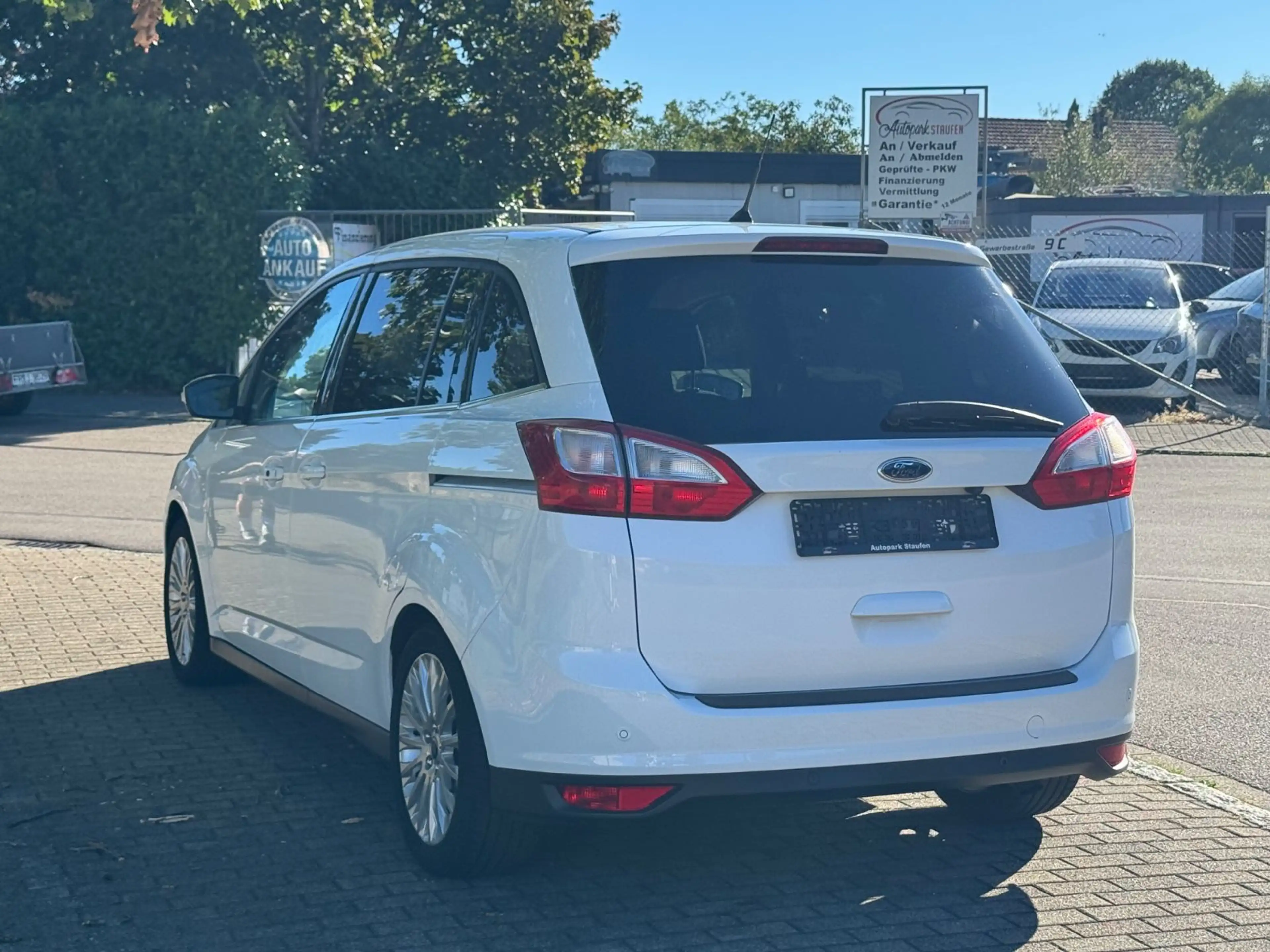 Ford Grand C-Max Grand C-MAX Titanium — photo 5