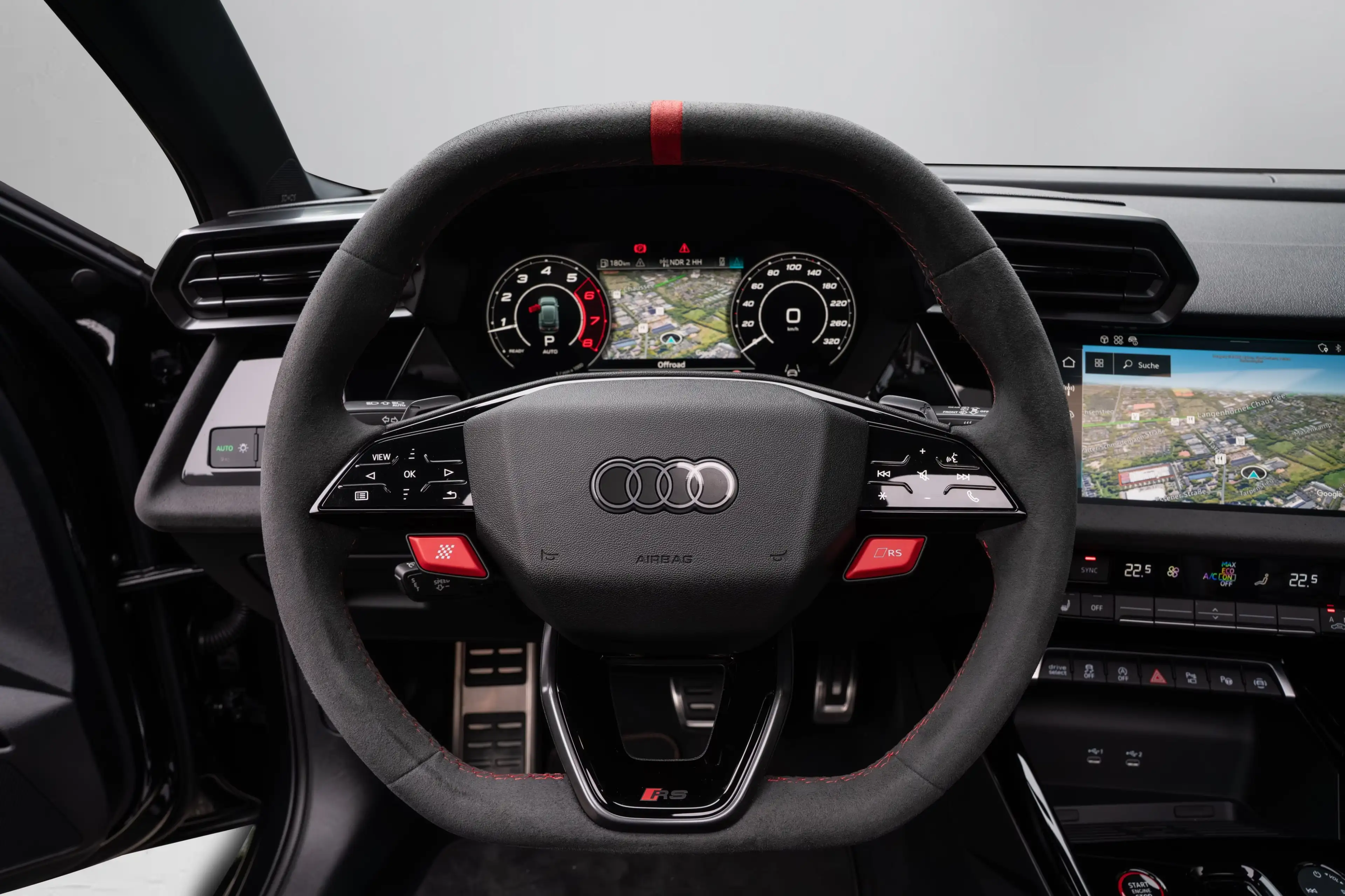Audi RS3 Sportback *Keramik*290Vmax*SONOS* — photo 11