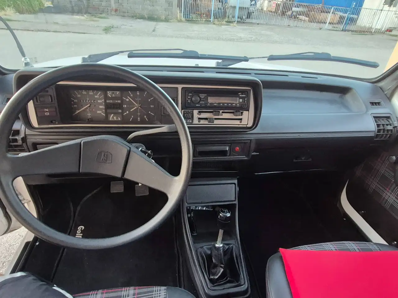 Volkswagen Golf 1 MK -- 1.6 Benzine, foto 9