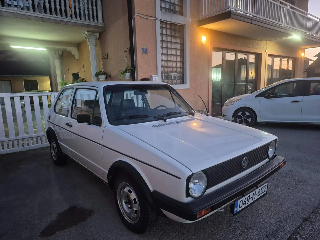 Volkswagen Golf 1 MK -- 1.6 Benzine, foto 2