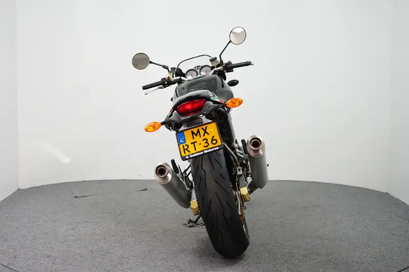 Ducati Monster 900 - foto 7