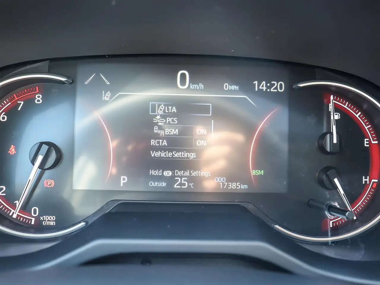 Toyota RAV 4 снимка Toyota RAV 4