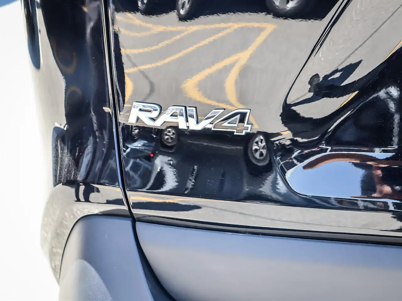 Toyota RAV 4 снимка Toyota RAV 4