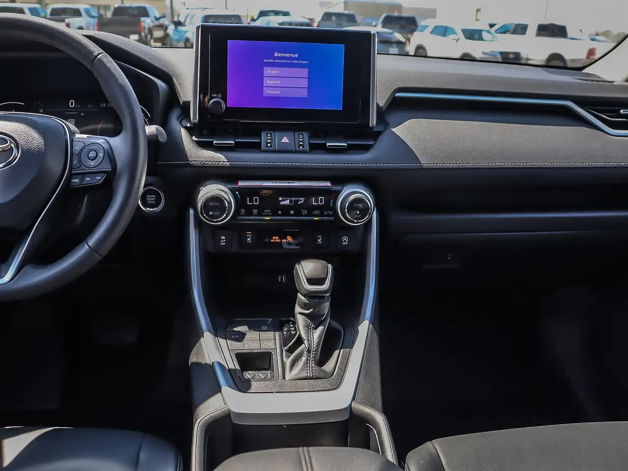 Toyota RAV 4 снимка Toyota RAV 4