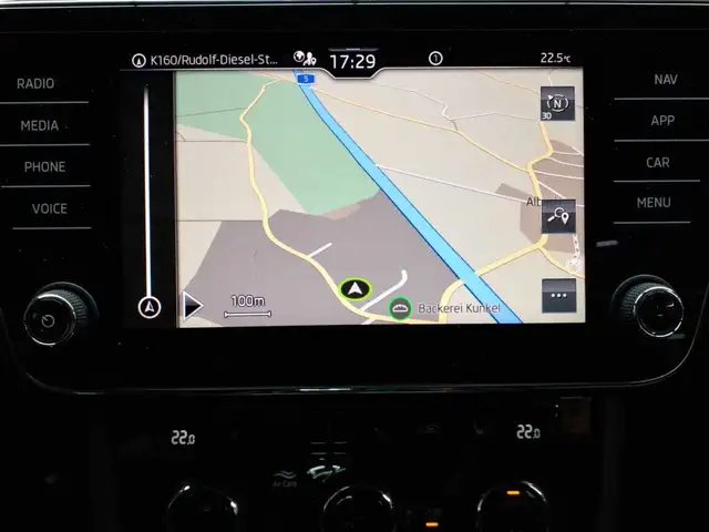 Skoda Superb view 12