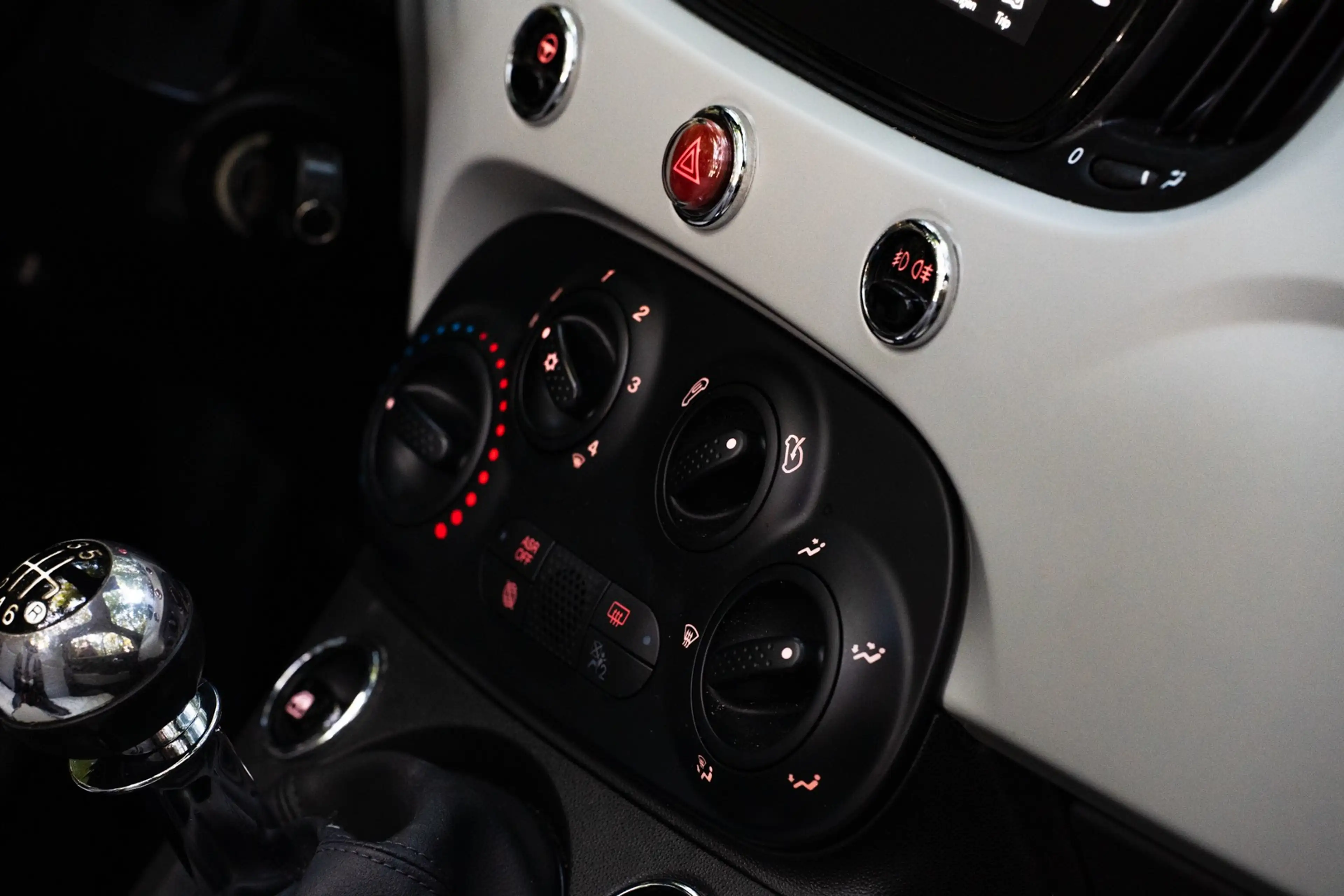 Fiat 500C 500C 1.0i MHEV Star Star — photo 12