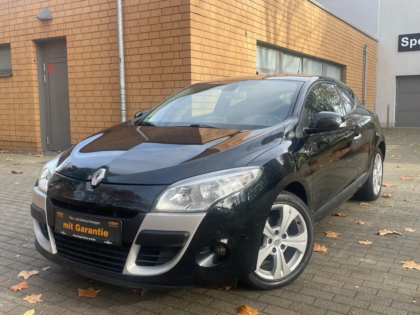 Renault Megane III Coupe Dynamique/2.HAND/NAVI/KLIMAAUTO Schwarz - 1