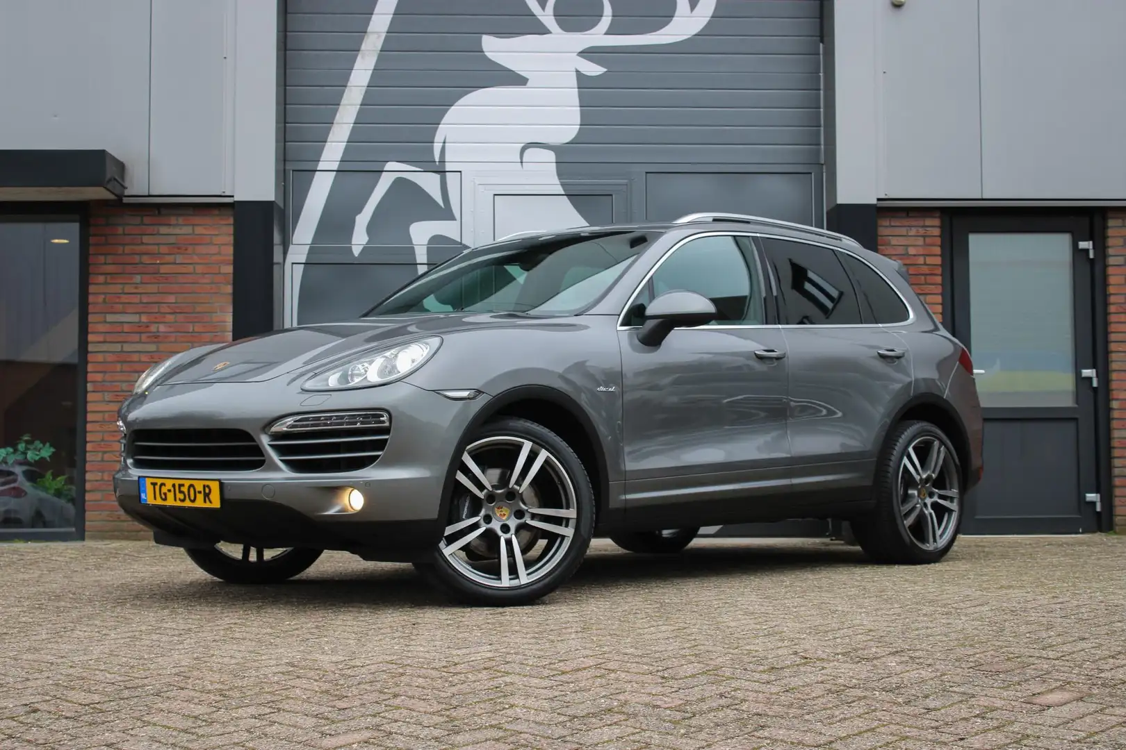 Porsche Cayenne 3.0 D Platinum Szürke - 1