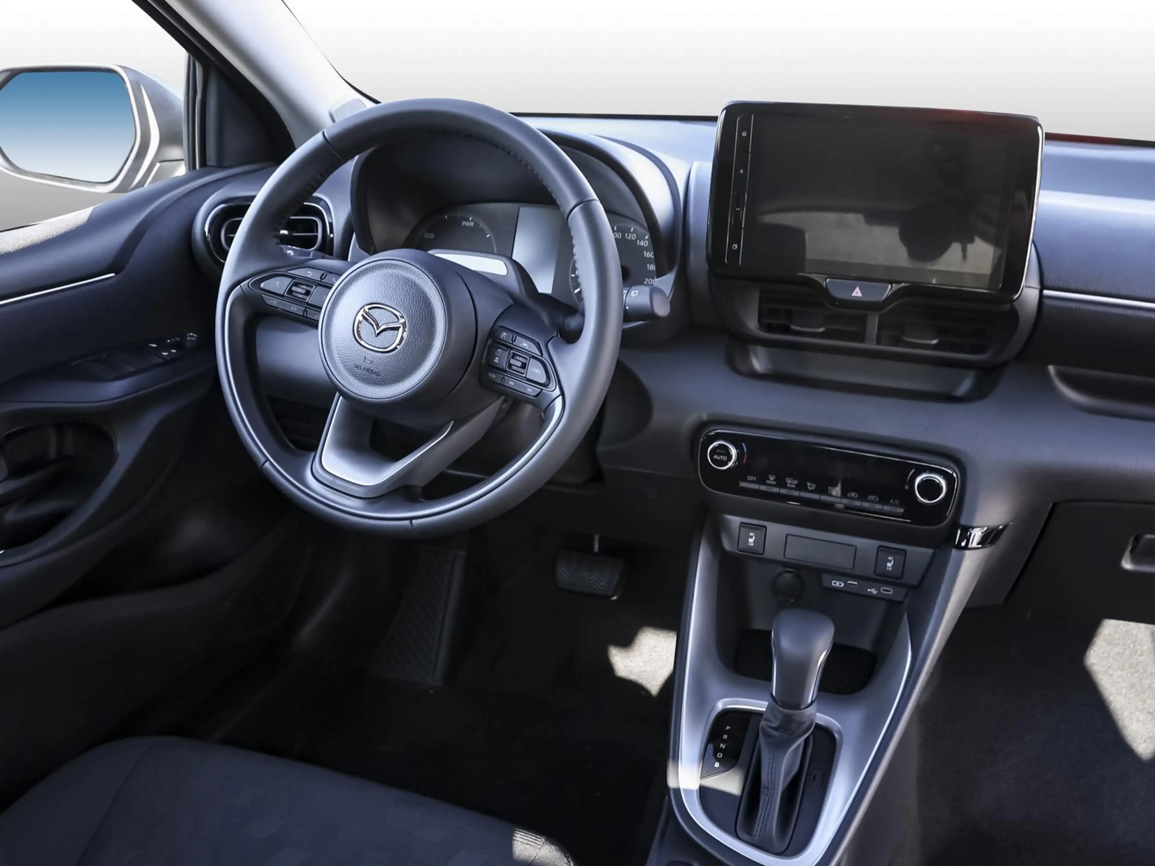 Mazda 2 1.5 CVT Centre-Line SHZ PDC RFK KLIMA — photo 5