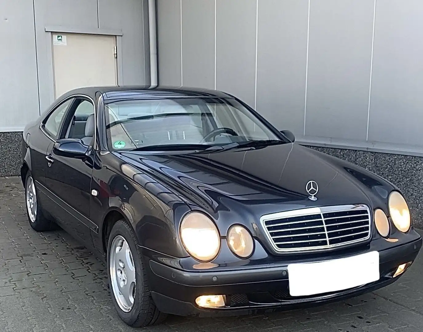 Mercedes-Benz CLK 320 Coupe Elegance Automatik - 1