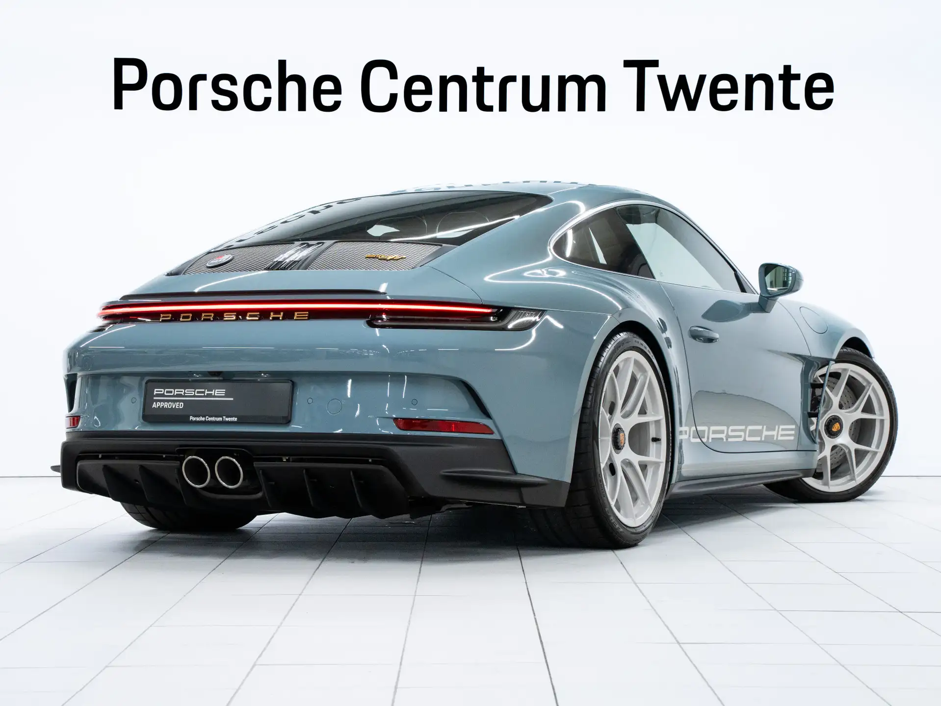 포르쉐 911 Carrera T Coupe 2025 청록 사진 3