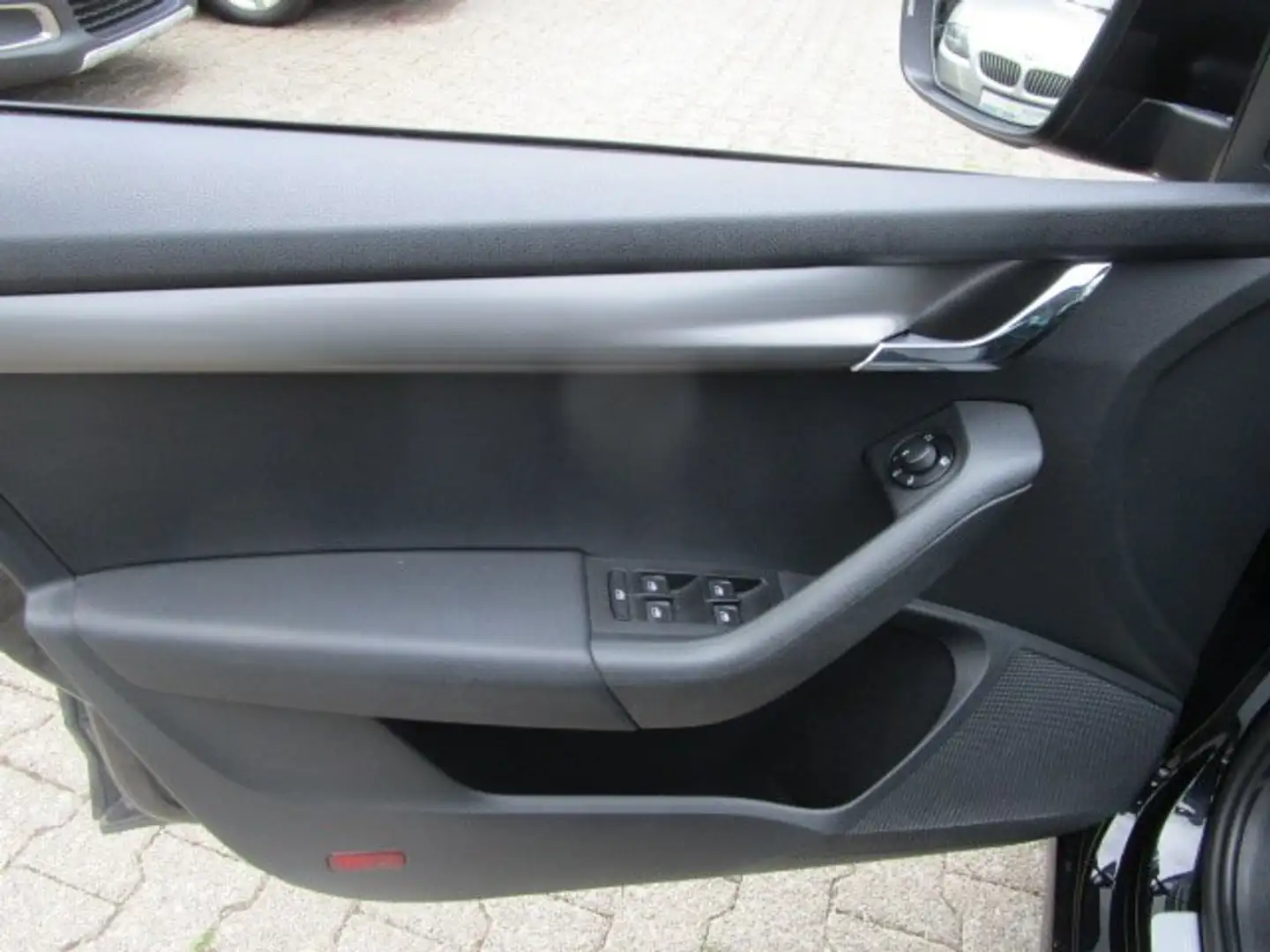 Skoda Octavia Joy Zwart - 2
