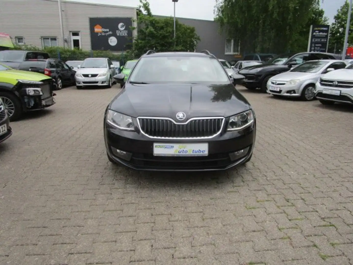 Skoda Octavia Joy Zwart - 1